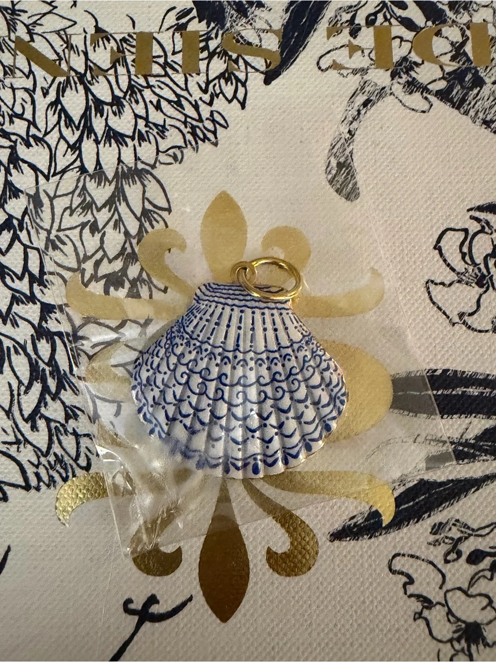 💙🤍🐚Blue & White Porcelain Seashell Statement Necklace. available in 16,18,20 in